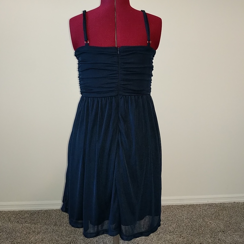 Dress - Picture 2 of 6